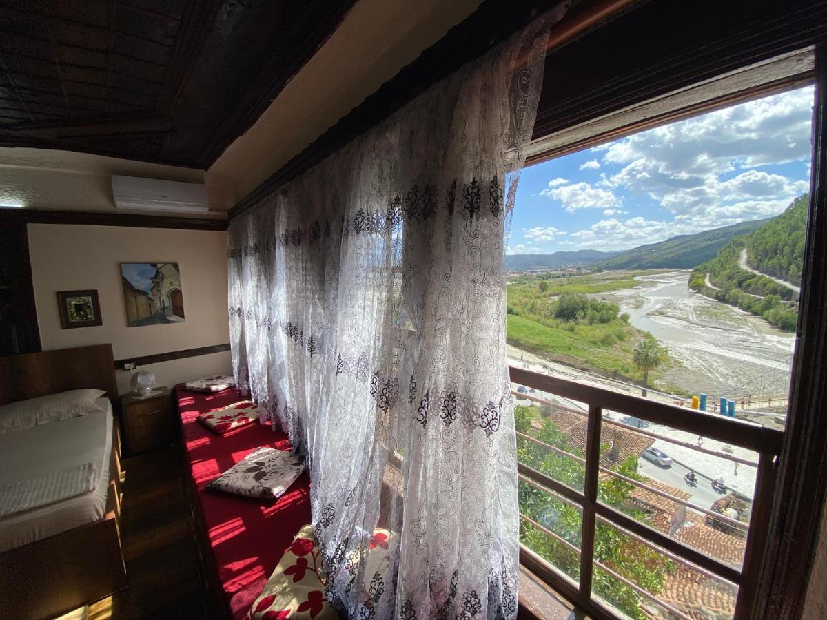 Restaurant & Guest House Semani Berat Exterior photo